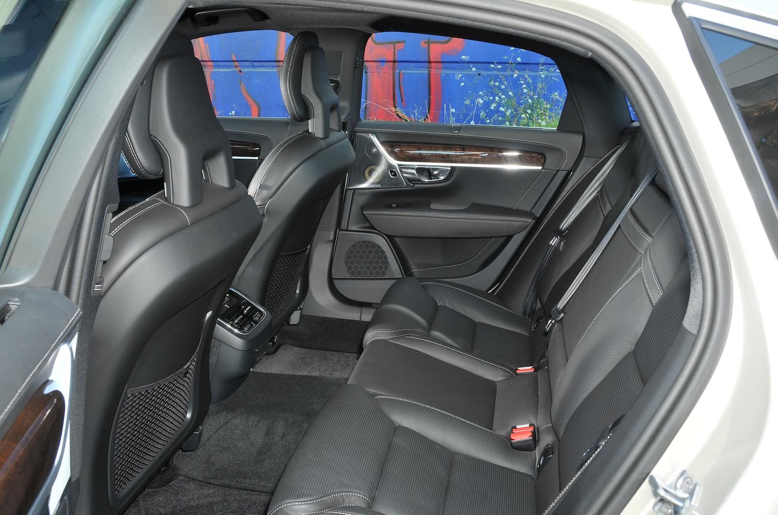 2016 Volvo S90 D5 review 2016 Volvo S90 D5 review