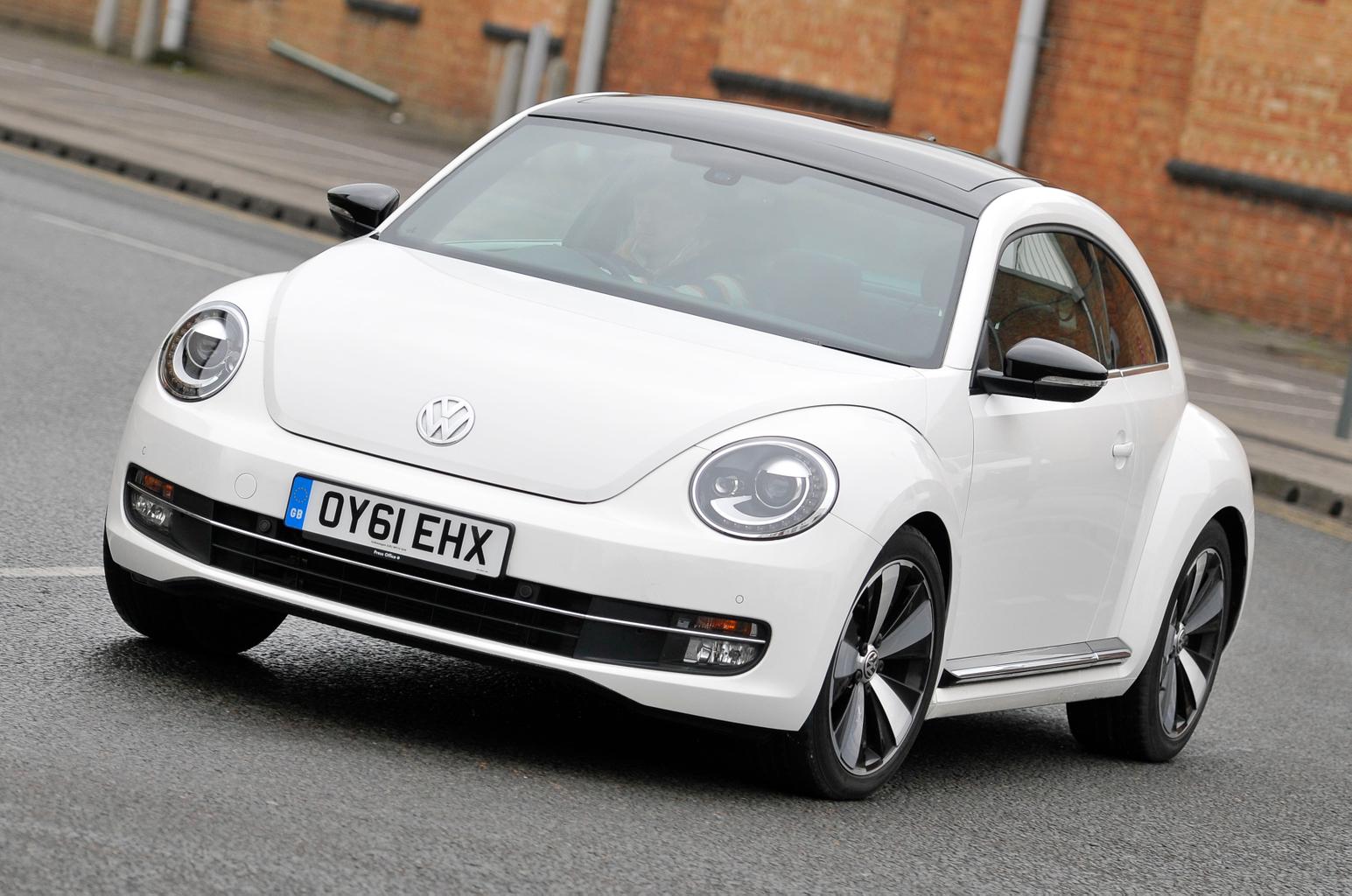 Used Mini Cooper S vs Nissan Juke vs Volkswagen Beetle Used Mini Cooper S vs Nissan Juke vs Volkswagen Beetle