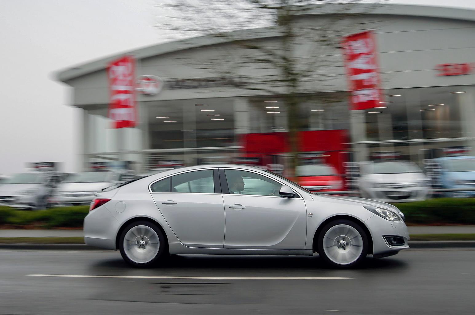 Used Vauxhall Insignia 08-17 long-term review Used Vauxhall Insignia 08-17 long-term review