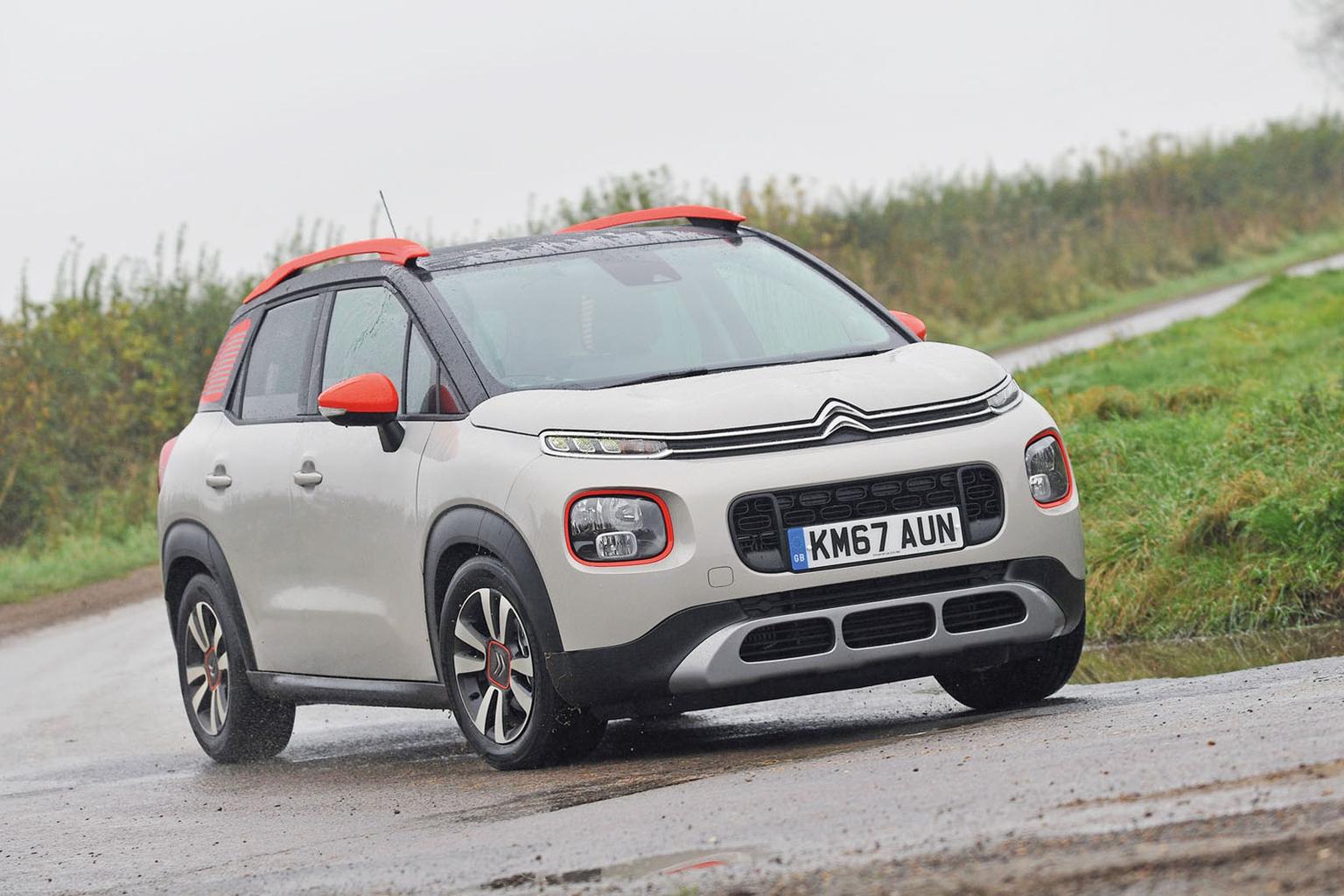 Citroën C3 Aircross vs Kia Stonic vs Seat Arona Citroën C3 Aircross vs Kia Stonic vs Seat Arona