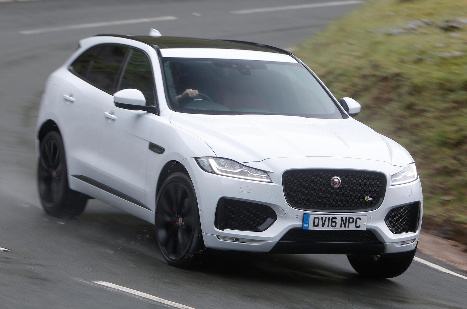 Jaguar F-Pace vs Porsche Macan Jaguar F-Pace vs Porsche Macan