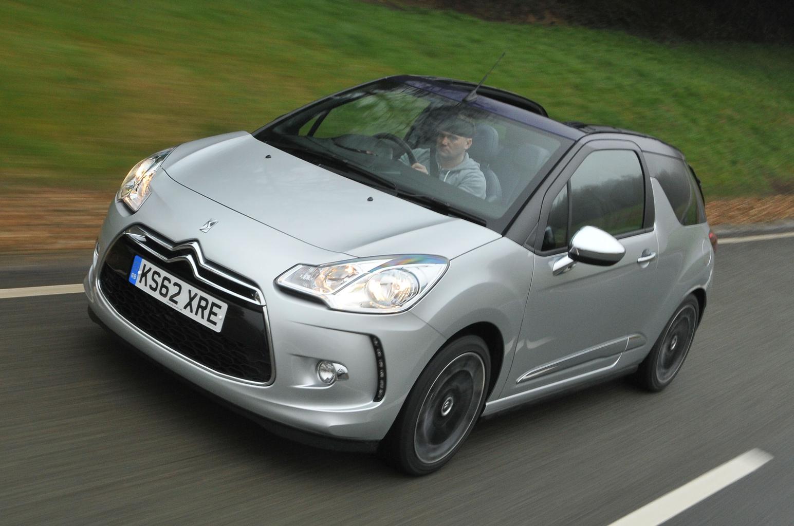 Used test – chic convertibles: Citroen DS3 Cabrio vs Fiat 500C Used test – chic convertibles: Citroen DS3 Cabrio vs Fiat 500C