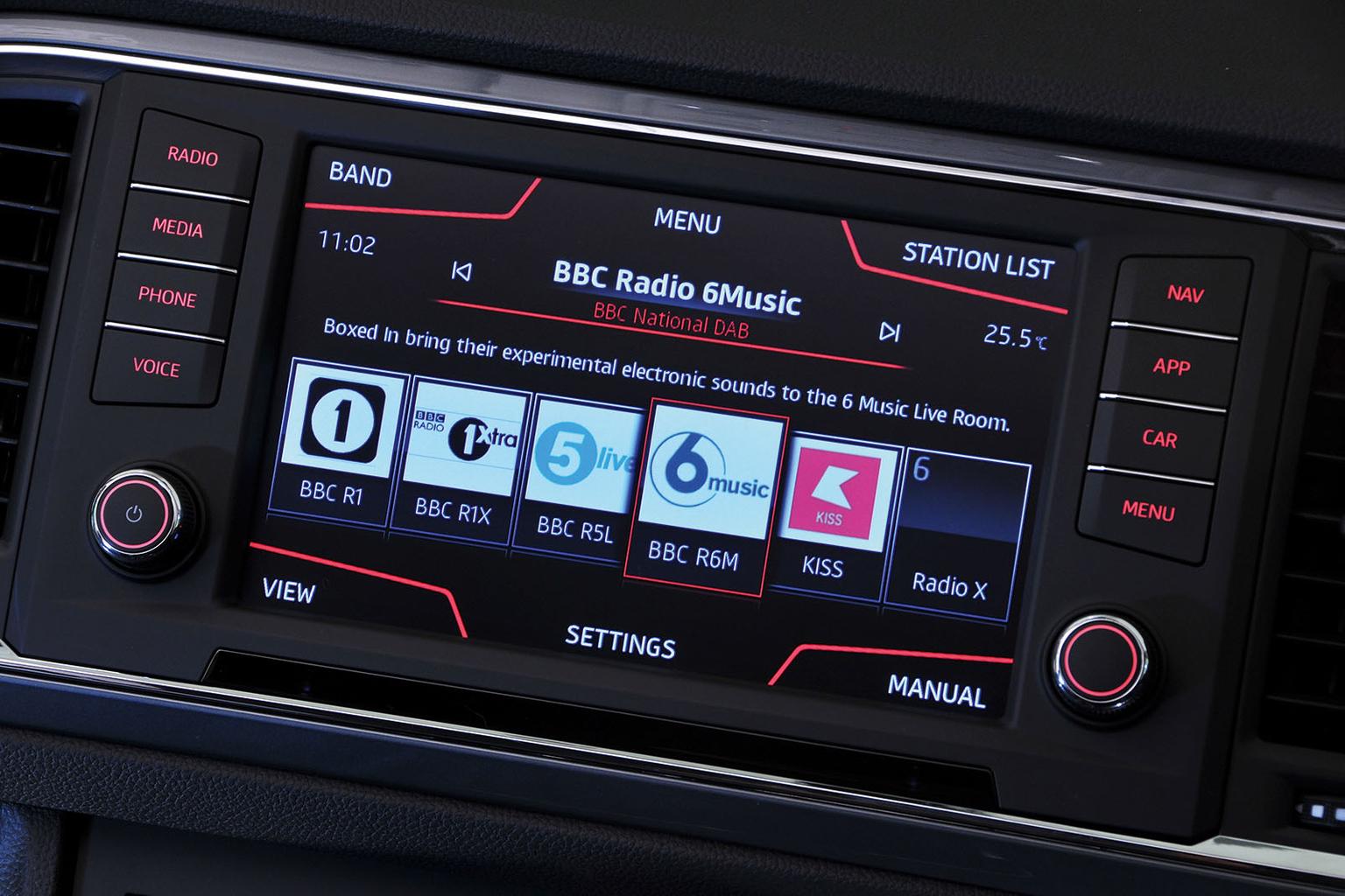 Nissan Qashqai vs Seat Ateca vs Vauxhall Mokka X Nissan Qashqai vs Seat Ateca vs Vauxhall Mokka X