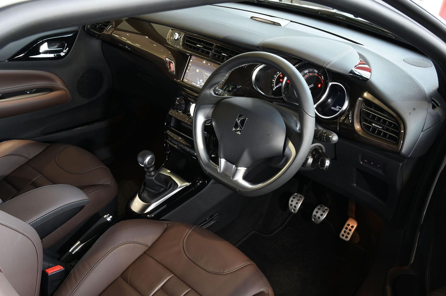 New DS 3 - What Car? Reader Test Team review New DS 3 - What Car? Reader Test Team review