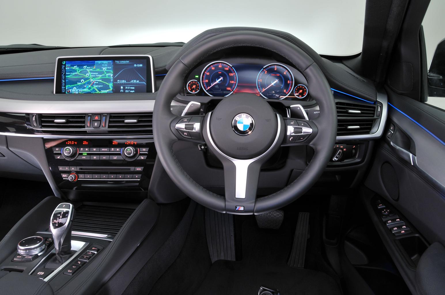 BMW X6 vs Porsche Cayenne vs Range Rover Sport BMW X6 vs Porsche Cayenne vs Range Rover Sport