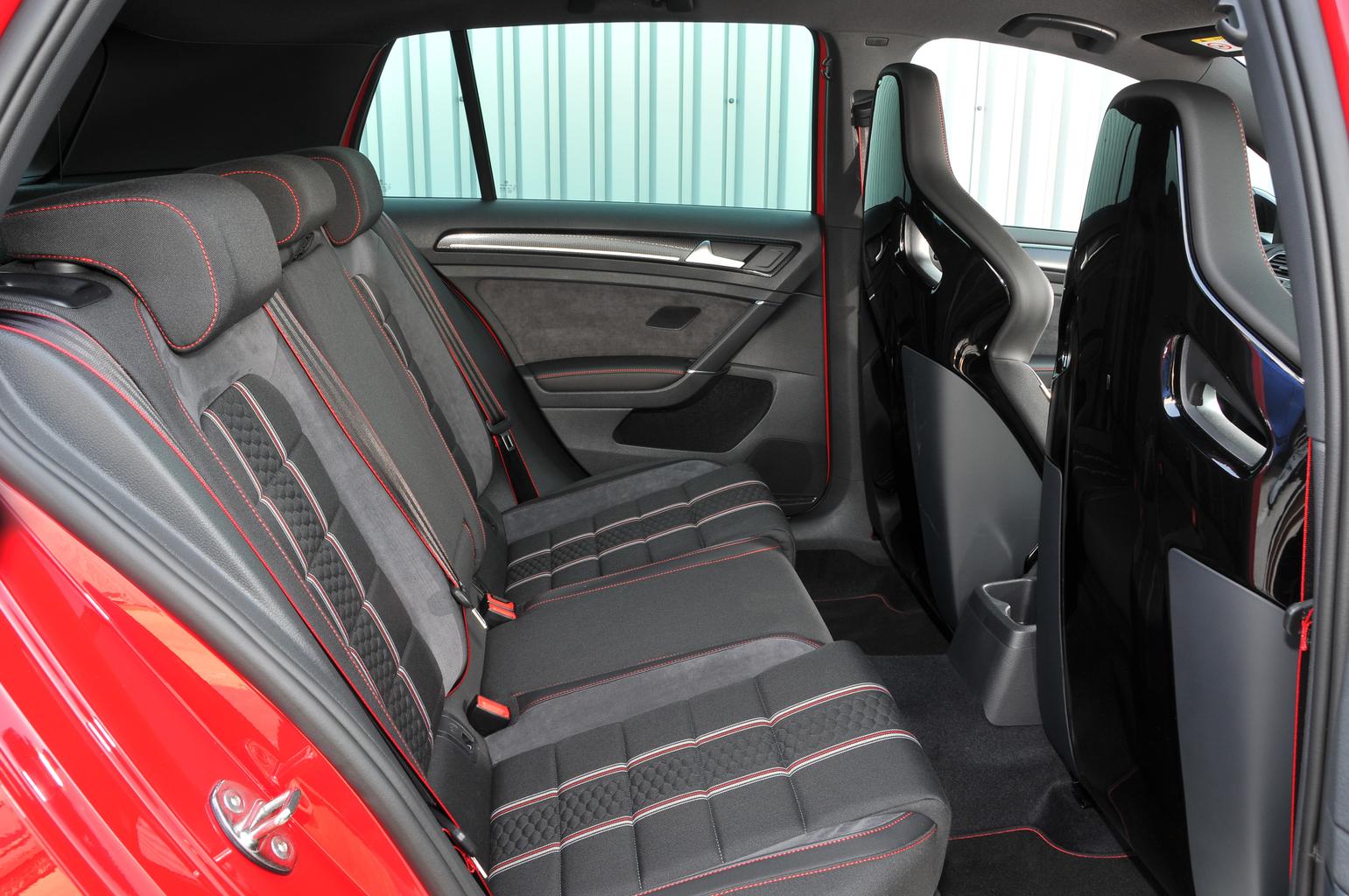 2016 Volkswagen Golf GTI Clubsport Edition 40 review 2016 Volkswagen Golf GTI Clubsport Edition 40 review