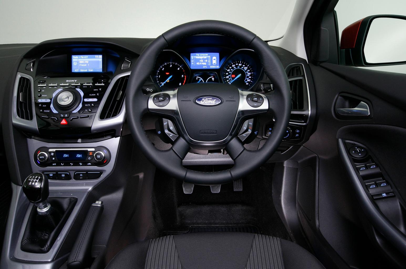 Used test: Ford Focus Estate vs Kia Cee’d Sportswagon vs Chevrolet Cruze Station Wagon Used test: Ford Focus Estate vs Kia Cee’d Sportswagon vs Chevrolet Cruze Station Wagon