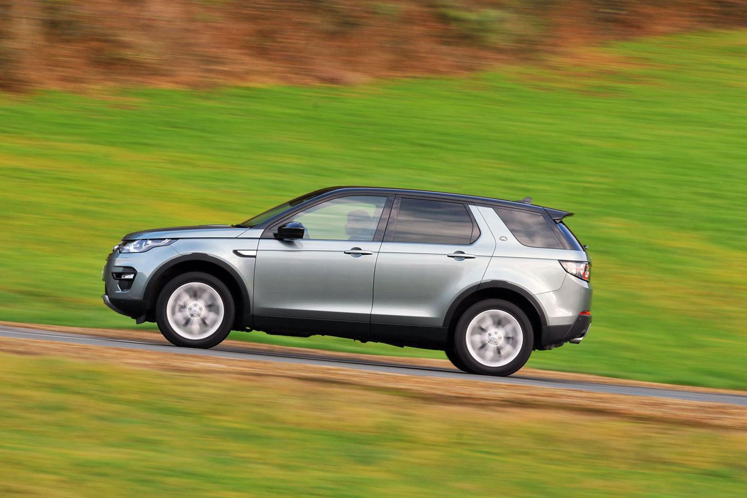 New Skoda Kodiaq vs Land Rover Discovery Sport vs Toyota Land Cruiser New Skoda Kodiaq vs Land Rover Discovery Sport vs Toyota Land Cruiser