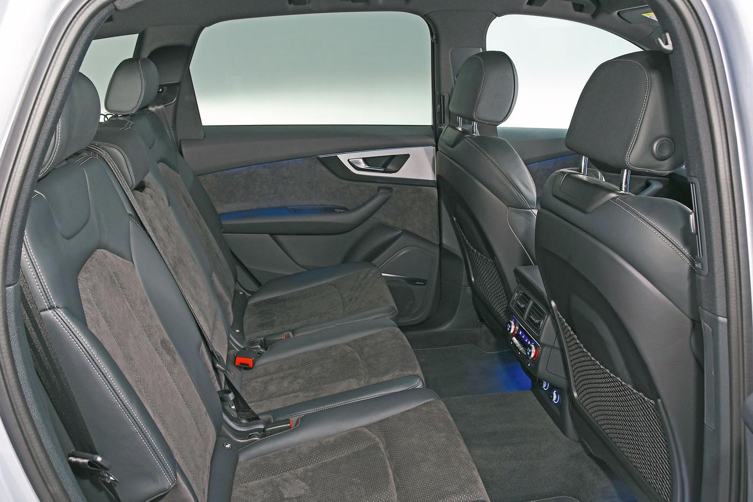New Lexus RX L & Volkswagen Touareg vs Audi Q7 New Lexus RX L & Volkswagen Touareg vs Audi Q7