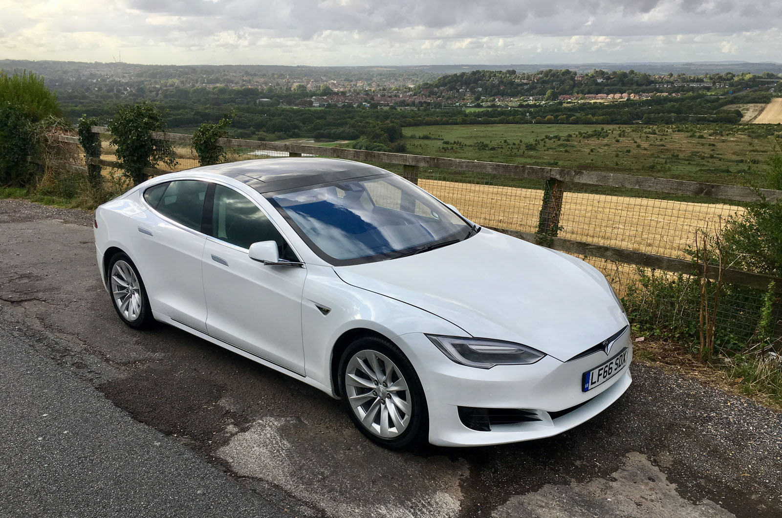 Used Tesla Model S long-termer near Winchester, Hampshire Used Tesla Model S long-termer near Winchester, Hampshire
